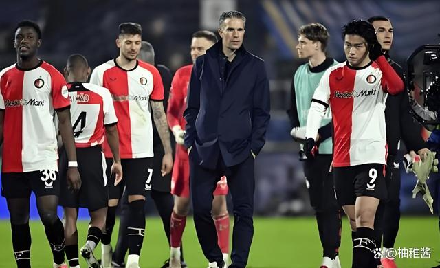 华体会官方关于阿斯顿维拉迎荷甲关键赛，今晨临场应变，球迷炸锅，资深球员宣示担当的信息