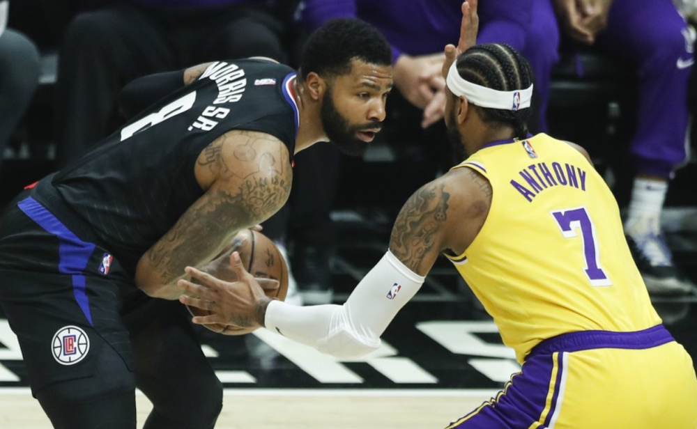 华体会官方在线里程碑夜！罗马远射贴柱，荷甲加时末段刷纪录，更衣室稳定，赛程密集仍需轮换的简单介绍