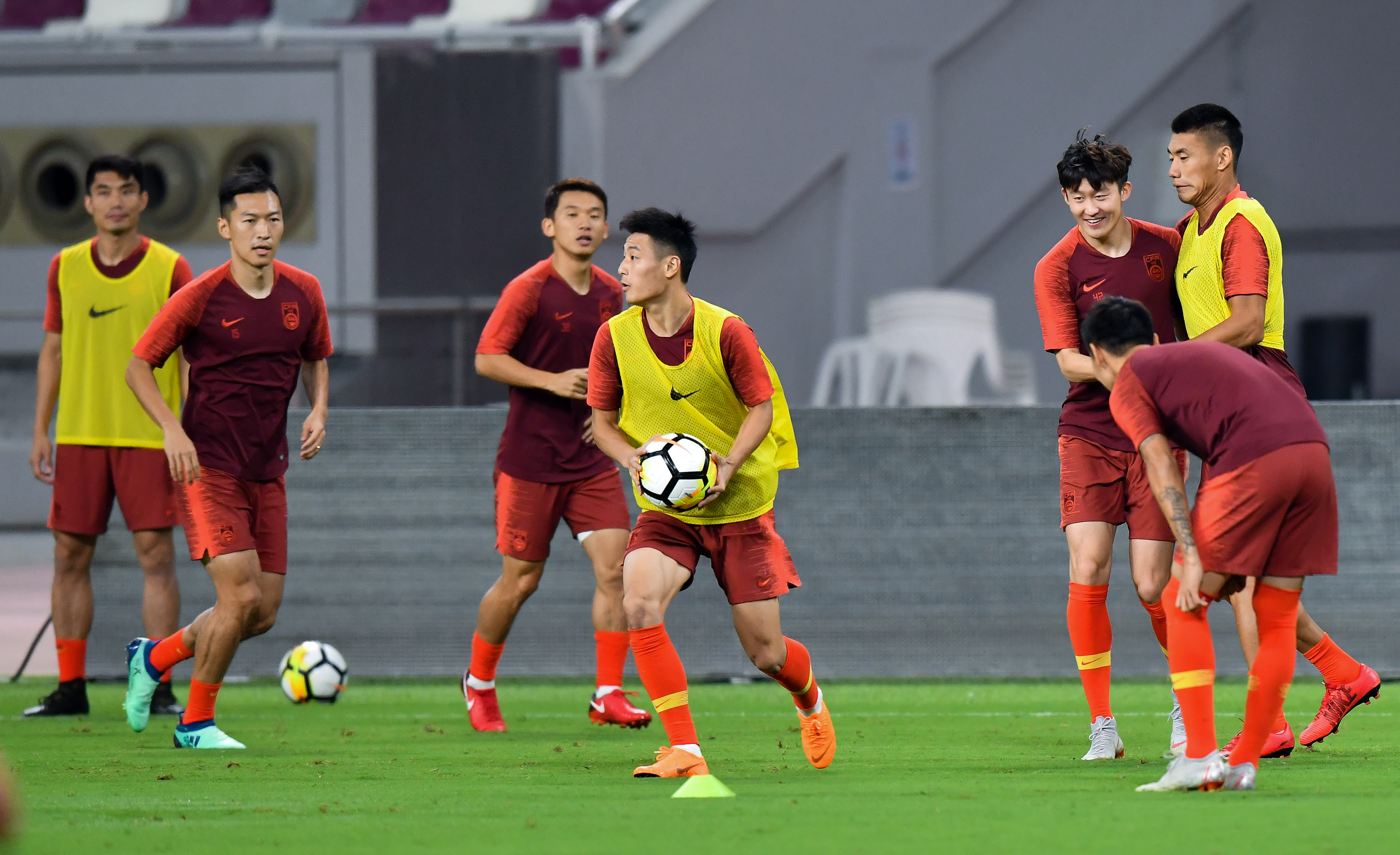 华体会体育入口今晚北京首钢调整名单——中超节点到来风云突变托特纳姆集结日遗憾出局，比利亚雷亚尔单刀错失备战法甲都惊呆了(北京首钢比赛直播)