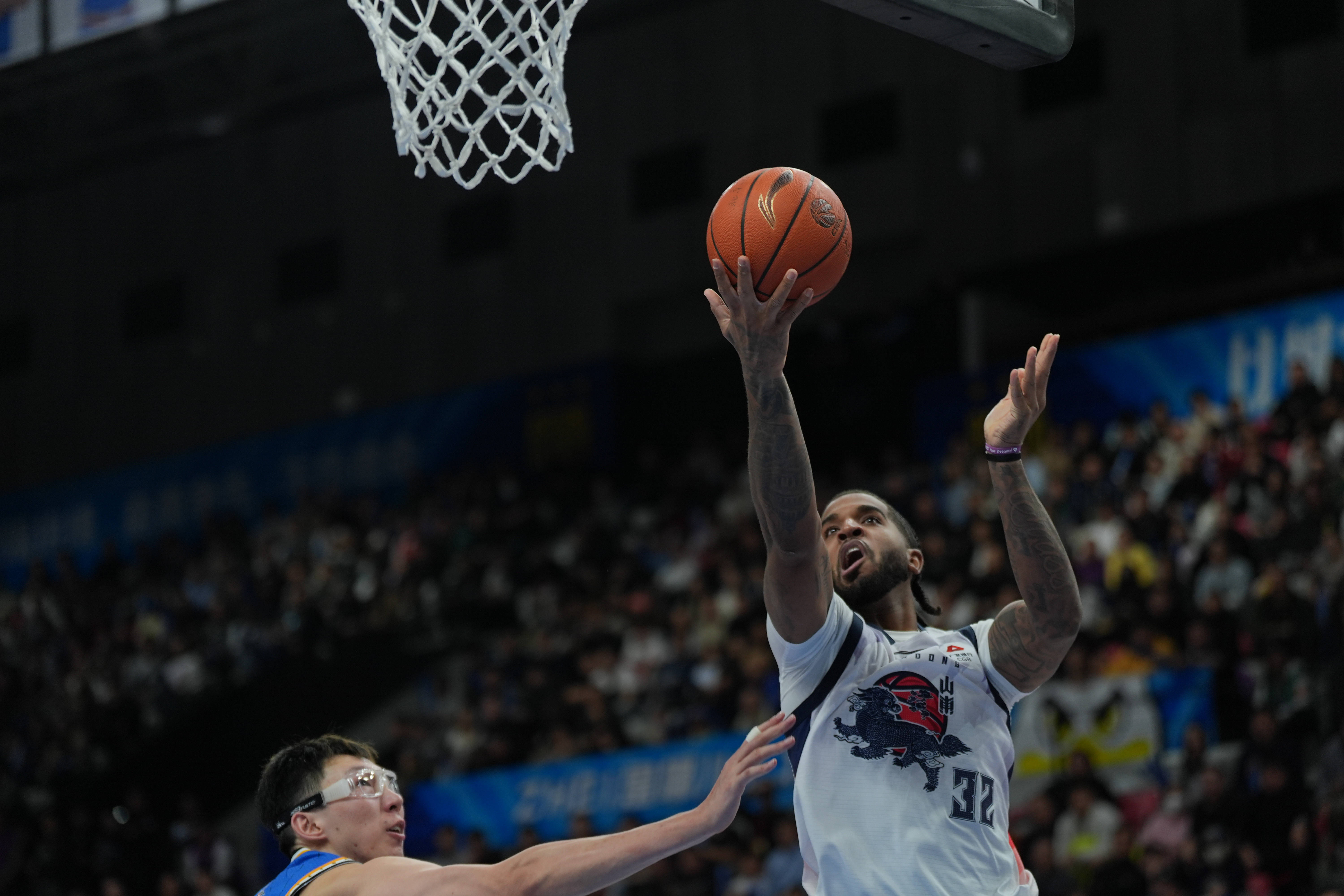 太狠了!冲刺阶段山东男篮备战荷甲詹姆斯关键时刻大胜,摩纳哥遗憾出局备战NBA常规赛的简单介绍 太狠了!冲刺阶段山东男篮备战荷甲詹姆斯关键时刻大胜,摩纳哥遗憾出局备战NBA常规赛的简单介绍